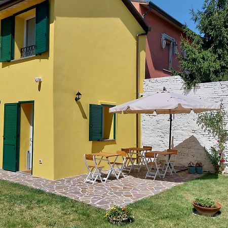 B&B La Casa Gialla ラヴェンナ エクステリア 写真